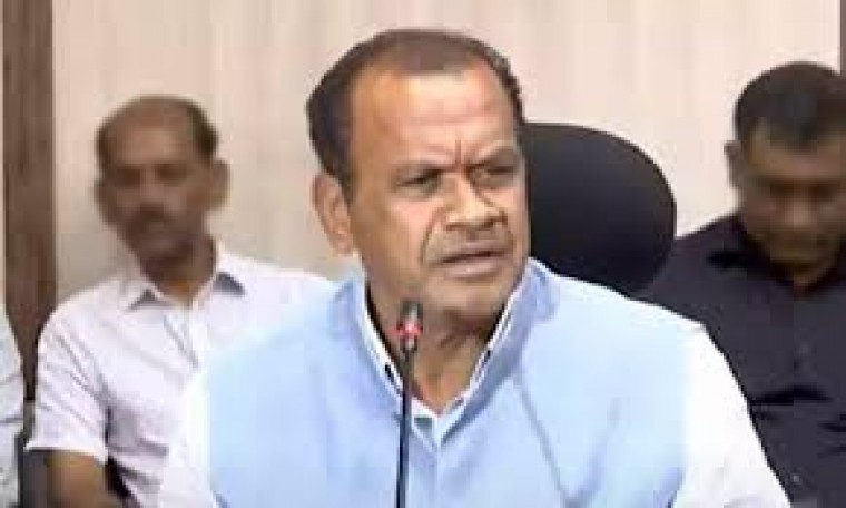 కేటీఆర్, హరీశ్ రావులను తాము లెక్కలోకి తీసుకోబోమని వ్యాఖ్య