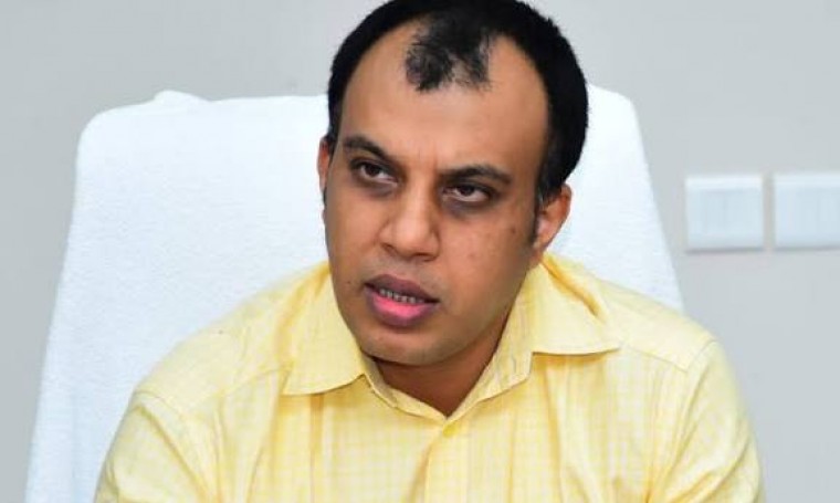 కలెక్టర్‌పై చర్యలు తీసుకోవాలని ప్రిన్సిపల్ హోం సెక్రటరీకి ఆదేశాలు