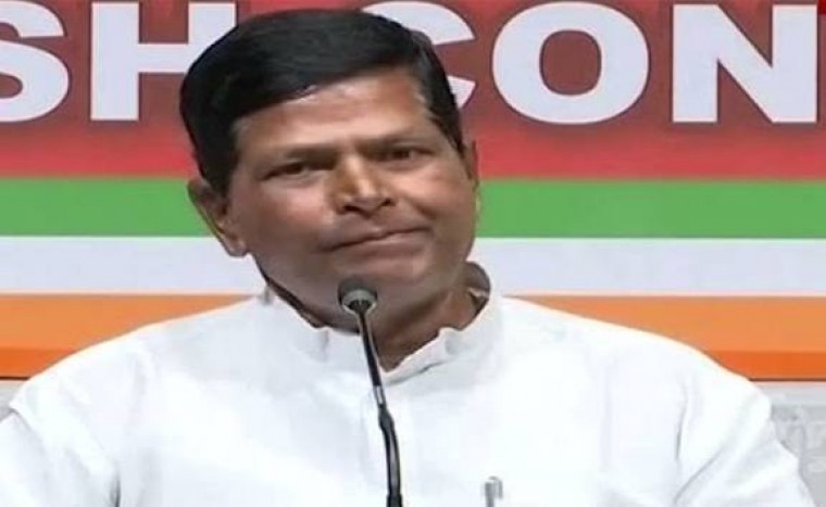 ప్రైవేటు ఏజెన్సీలు నియమించడం వల్ల శ్రమ దోపిడీకి గురవుతున్నారన్న చిన్నారెడ్డి