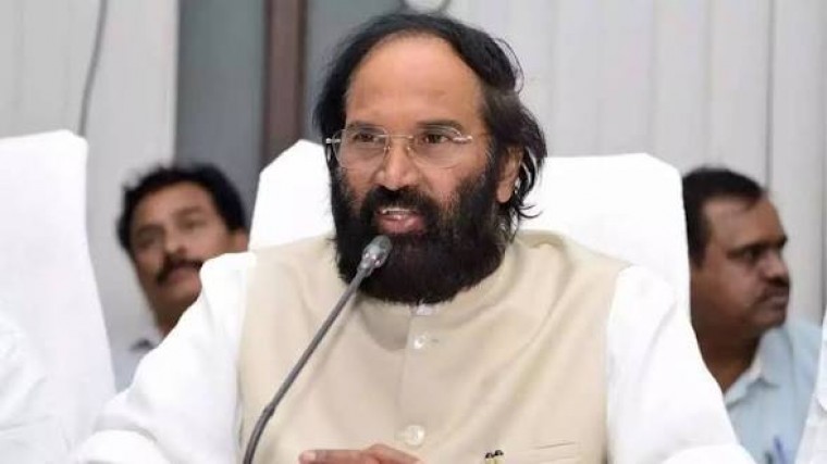 గ్యాస్ కొరతపై చమురు రంగ కంపెనీలతో సమీక్ష జరుపుతామన్న ఉత్తమ్ కుమార్ రెడ్డి