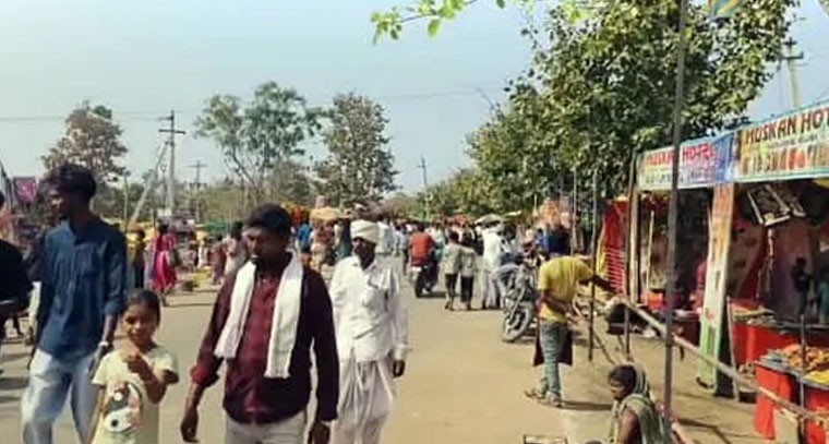 వైభవంగా నాగోబా జాతర.. పోటెత్తిన భక్తజనం