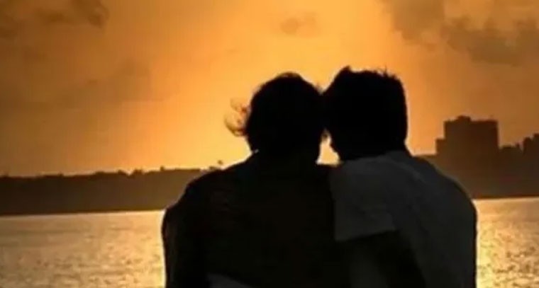 ఇంటర్ అమ్మాయిని ప్రెగ్నెంట్ చేసిన 9th క్లాస్ అబ్బాయి