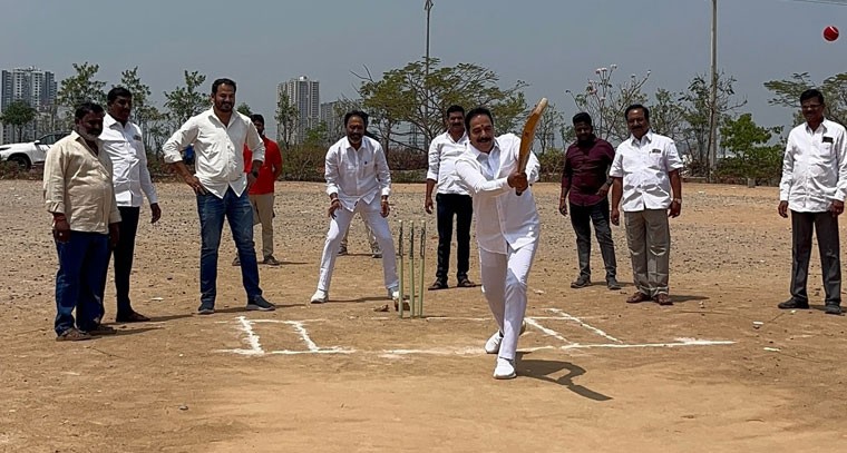  క్రికెట్ టోర్నమెంట్ సీసన్-1 ప్రారంభించిన  జగదీశ్వర్ గౌడ్