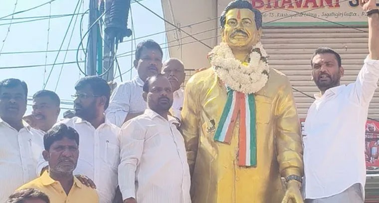 జూబ్లీహిల్స్ విజయం: పీజీఆర్ అభిమానుల సంబరాలు