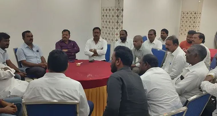 స్థానిక ఎన్నికల్లో బీఆర్ఎస్ అభ్యర్థులు సత్తా చాటాలి: ఆల