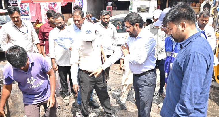 జూబ్లీ హిల్స్ పరిధిలో ప‌ర్య‌టించిన ఎండీ