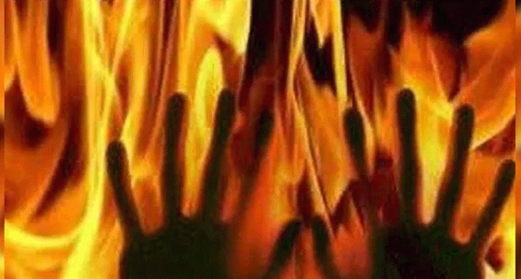 ఆస్తి కోసం మామపై పెట్రోల్ పోసి నిప్పంటించిన అల్లుడు