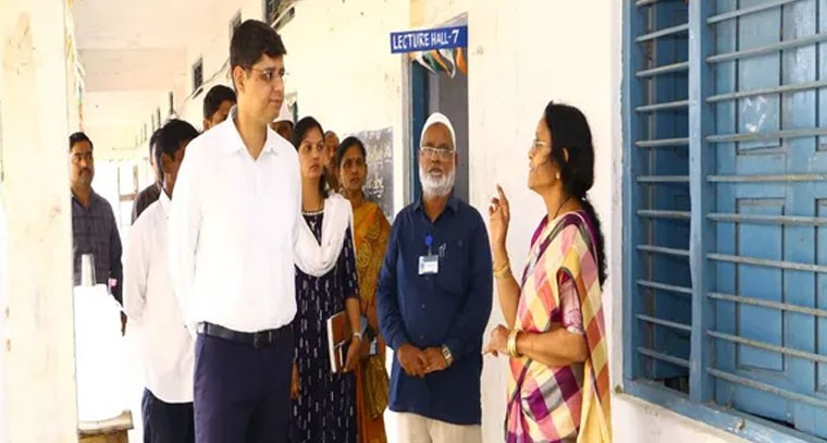 కామారెడ్డి జిల్లాలో ఇంటర్ పరీక్షా కేంద్రం తనిఖీ చేసిన జిల్లా కలెక్టర్