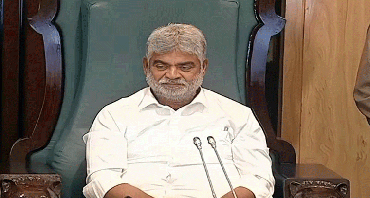 ఎమ్మెల్యేల అనర్హత పిటిషన్లపై నేడు, రేపు స్పీకర్ విచారణ