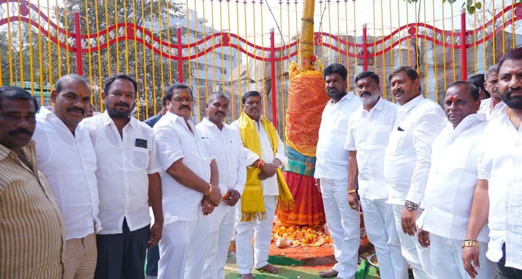 సమ్మక్క సారలమ్మ జాతరలో  పాల్గొన గూడెం మహిపాల్ రెడ్డి