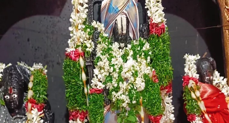 కవలంపేట వెంకన్నకు వారోత్సవ విశేష పూజలు