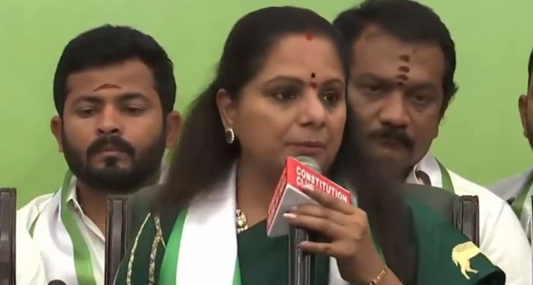 జూలై 17న తెలంగాణలో 'రైల్ రోకో' : కవిత
