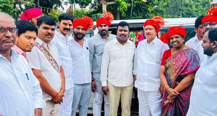 మియాపూర్ డివిజన్ నాడిగడ్డ తాండాలో తీజ్ ఉత్సవంలో పాల్గొన్న కూకట్‌పల్లి ఎమ్మెల్యే మాధవరం కృష్ణారావు 