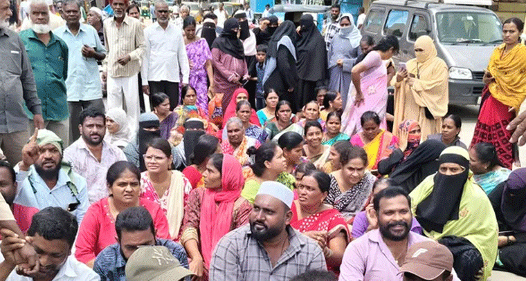 కేసీఆర్ నగర్ ఇళ్ల పట్టాల తనిఖీ