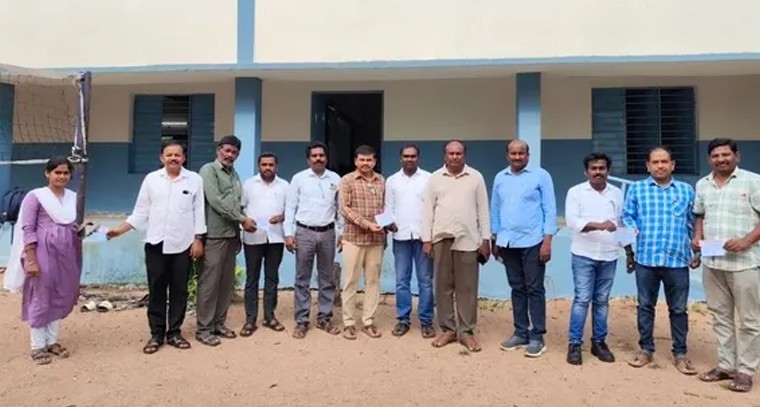 సమస్యల పరిష్కారానికి పోరాటాలు