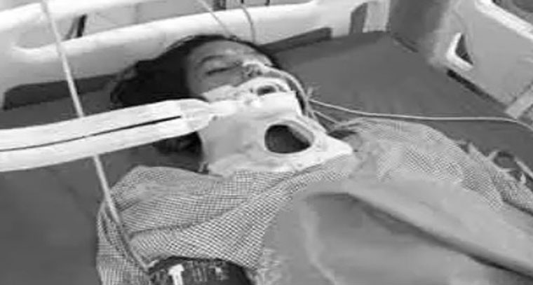 ప్రియుడు పట్టించుకోవడం లేదని ఉరేసుకొని ఆత్మహత్య చేసుకున్న వివాహిత