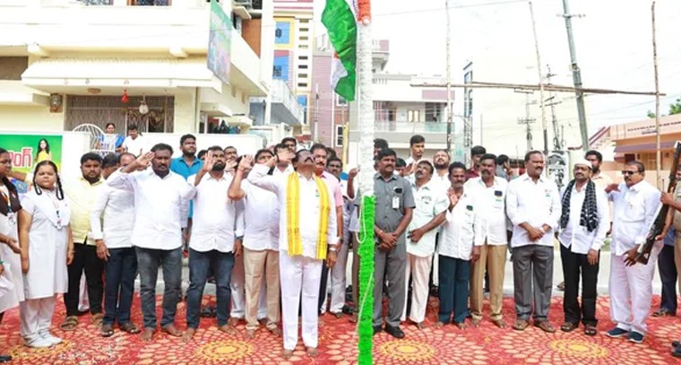 స్వాతంత్ర దినోత్సవ వేడుకల్లో వినుకొండ ఎమ్మెల్యే