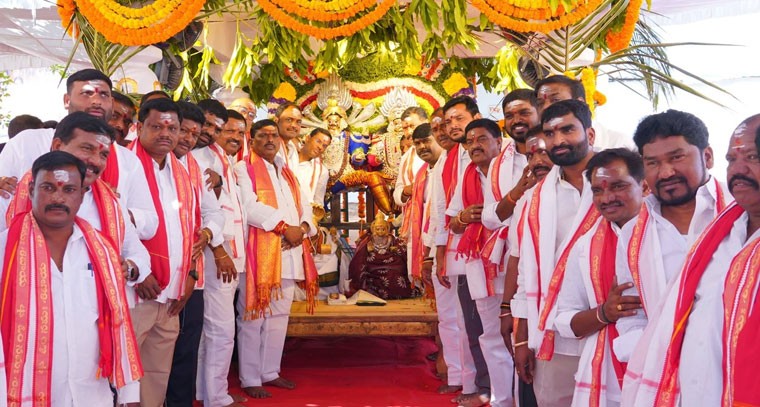 అంగరంగ వైభవంగా స్వామి వారి కల్యాణ మహోత్సవం 