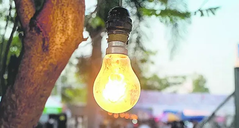 200 యూనిట్లు దాటితే ఉచిత విద్యుత్ బంద్!