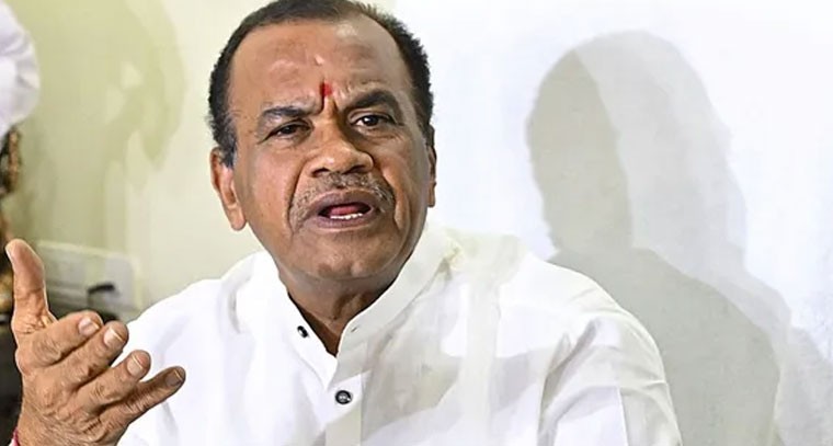 ఇకపై ఏ సినిమా టికెట్ ధరలను పెంచేది లేదు: మంత్రి కోమటిరెడ్డి