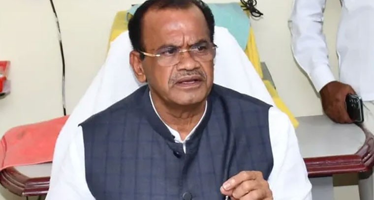 కేటీఆర్ ప్రస్తావన తెచ్చి నా నోరు పాడు చేయకండి: మంత్రి కోమటిరెడ్డి వెంకట్ రెడ్డి