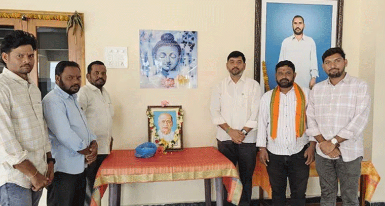 సర్దార్ వల్లభభాయ్ పటేల్ జయంతి- పూలమాల వేసిన ఎమ్మెల్యే