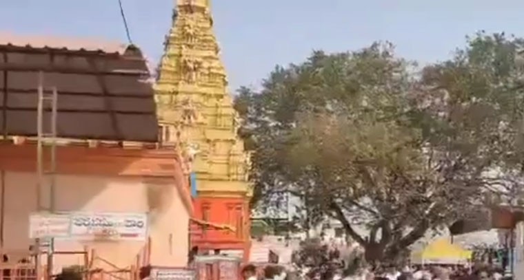 కొండగట్టు అంజన్న క్షేత్రంలో భక్తుల తాకిడి