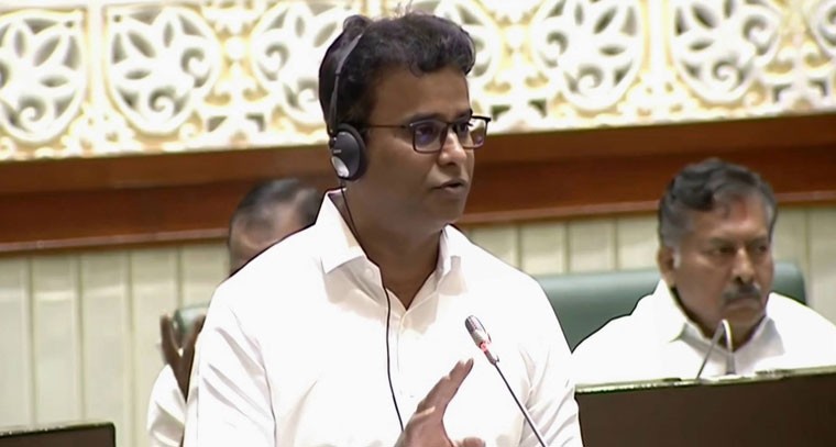 బకాయిల చెల్లింపులలో ప్రభుత్వం నిర్లక్ష్య ధోరణిని వీడి వెంటనే బకాయిలను చెల్లించాలి : ఎమ్మెల్యే కెపి.వివేకానంద్ 