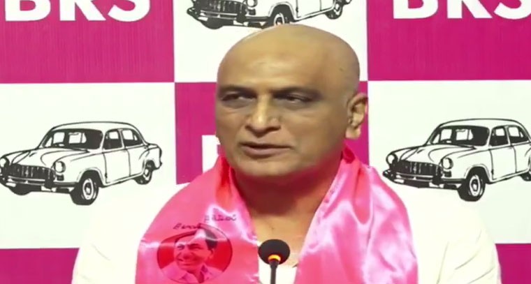 ఫీజు రీయింబర్స్‌మెంట్స్ బకాయిలపై రేవంత్ రెడ్డికి హరీష్ రావు సవాల్