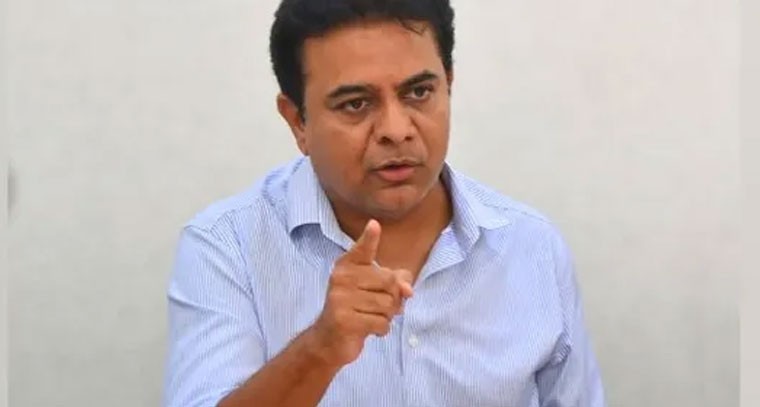 కాంగ్రెస్‌ ప్రభుత్వంలో ఎరువులకు కూడా కరువొచ్చింది: KTR