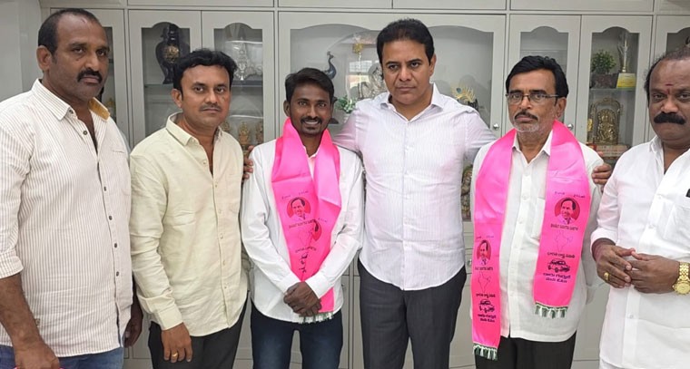 బెల్లంపల్లిలో బీఆర్ఎస్‌కు మరింత బలం.. పార్టీలో చేరిన పలువురు కౌన్సిలర్లు!