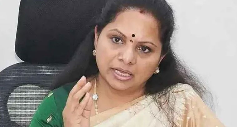 కేటీఆర్ వ్యాఖ్యలు నియంతృత్వ, రాచరికపు పోకడలకు నిదర్శనం: కవిత