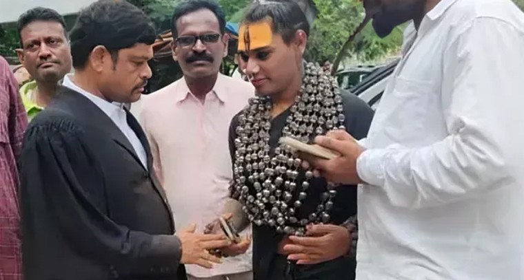 పూర్తిగా మారిపోయిన లేడీ అఘోరీ