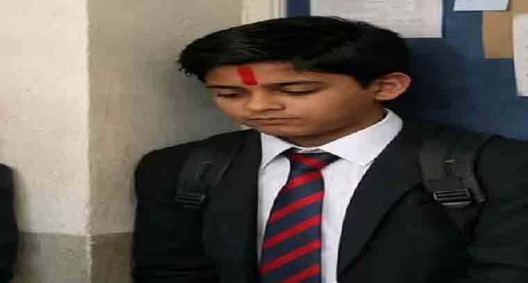 లండన్ లో ఎనిమిదేళ్ల బాలుడికి వింత పరిస్థితి 
