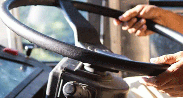 గుండెపోటుతో లారీ డ్రైవర్ మృతి