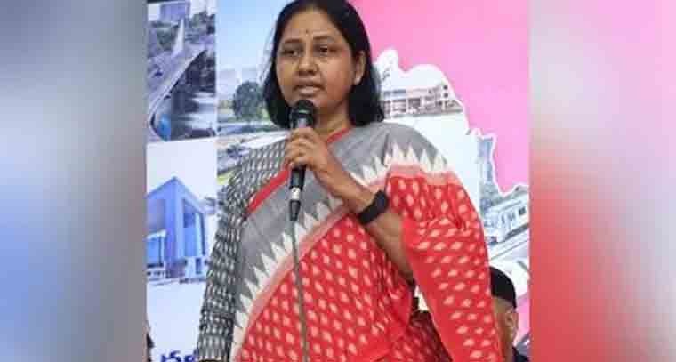 జూబ్లీహిల్స్ ఉప ఎన్నికలో బీఆర్ఎస్ నుండి బరిలోకి మాగంటి సునీత‌