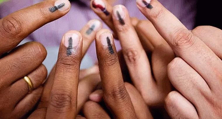 తెలంగాణలో మహిళా ఓటర్లే అధికం