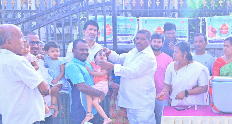 పల్స్ పోలియో కార్యక్రమాన్ని ప్రారంభించిన ఎమ్మెల్యే గూడెం మహిపాల్ రెడ్డి