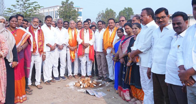 2 కోట్ల రూపాయలతో మినీ ఫంక్షన్ హాల్:పటాన్చెరు ఎమ్మెల్యే గూడెం మహిపాల్ రెడ్డి 