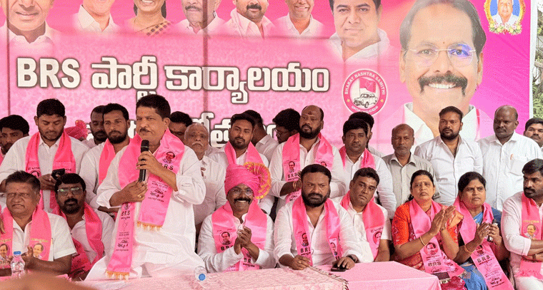 మక్తా మహబూబ్‌పేట డివిజన్‌లో బీఆర్‌ఎస్‌లోకి భారీ చేరికలు