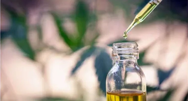 మేడ్చల్‌లో గంజాయి, హాష్ ఆయిల్ పట్టివేత