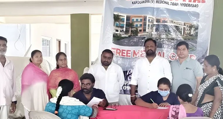  సీఎంఆర్ హాస్పిటల్ ఆధ్వర్యంలో ఉచిత వైద్య శిబిరం