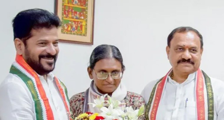 త్వరలో తెలంగాణలో మీనాక్షీ నటరాజన్ పాదయాత్ర