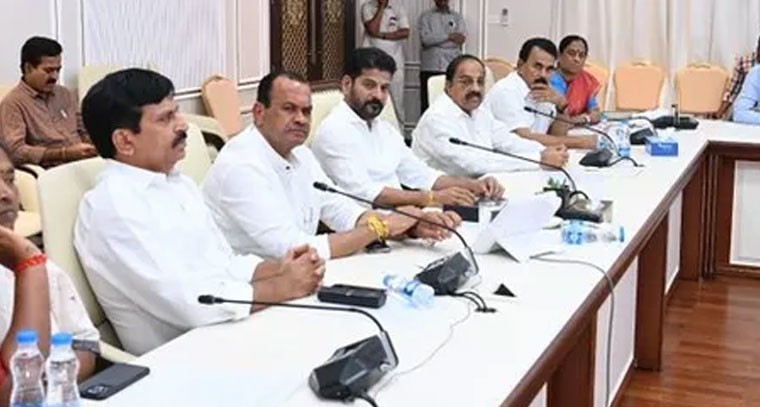 కీల‌క అంశాల‌పై చ‌ర్చిస్తున్న మంత్రి మండ‌లి