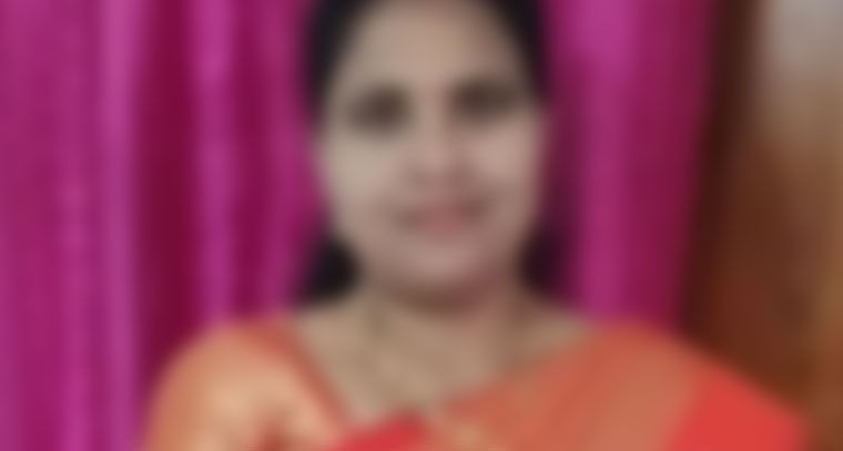 ఉరేసుకొని మహిళ ఆత్మహత్య