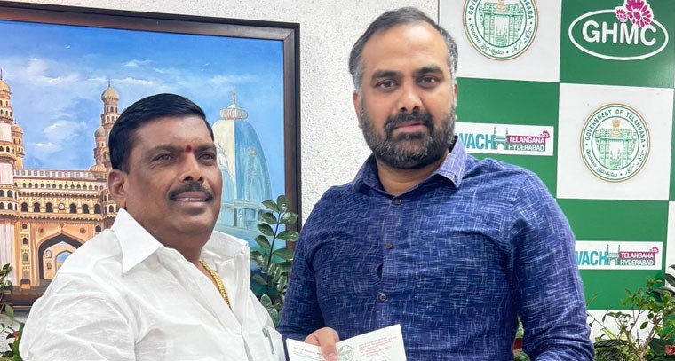 జిహెచ్ఎంసి కమిషనర్ ను కలిసిన ఎమ్మెల్యే గూడెం మహిపాల్ రెడ్డి 