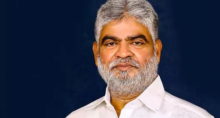 ఎమ్మెల్యేల అనర్హత పిటిషన్లపై నేడు తీర్పు