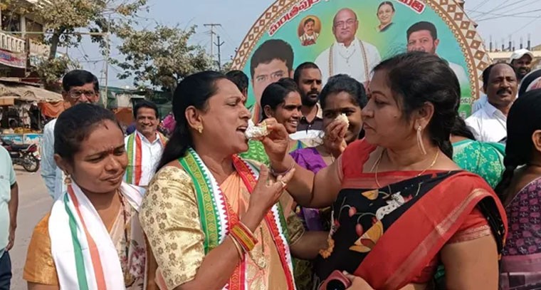 మంథనిలో మంత్రి శ్రీధర్ బాబు సోదరుడు శ్రీనుబాబు పుట్టినరోజు వేడుకలు