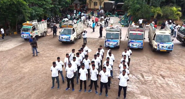 మాన్సూన్ ఎమ‌ర్జ‌న్సీ టీమ్‌ల సేవ‌లు షురూ..!