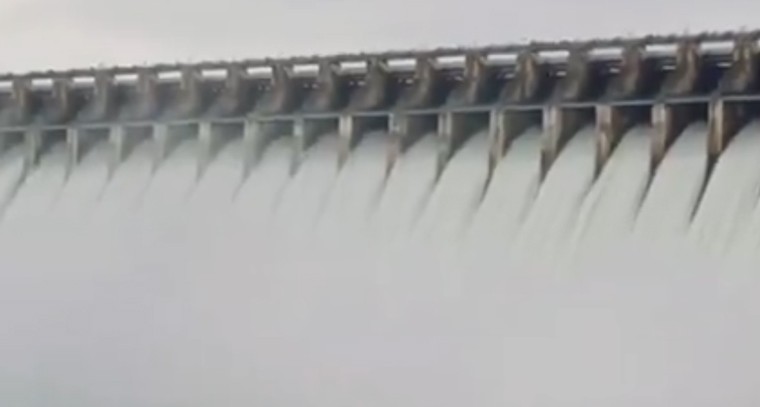 నాగార్జున సాగర్ జలాశయానికి భారీ వరద